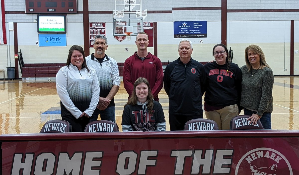Newark_Schools's tweet photo. Congratulations to graduating senior Halen Swickard, who will be continuing her education at @OhioState and her athletic career as a member of the rowing team. Halen is a great student leader at NHS! https://t.co/rRwoTqQCmH