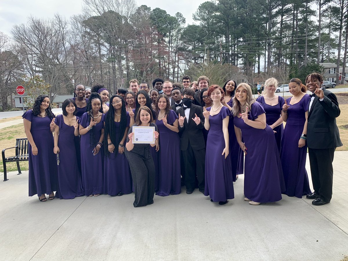 SGHSChoralDept's tweet photo. I am such a happy and proud teacher! Titan Harmony and Women’s Chorale both earned Superiors in Performance and Sight Reading!!! @SouthGarnerHS https://t.co/JKHusS1Un8
