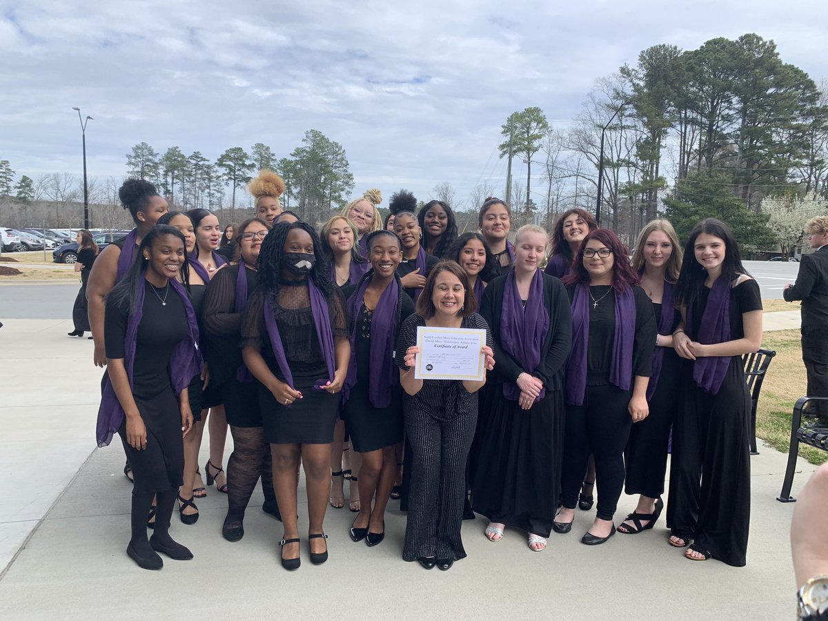 SGHSChoralDept's tweet photo. I am such a happy and proud teacher! Titan Harmony and Women’s Chorale both earned Superiors in Performance and Sight Reading!!! @SouthGarnerHS https://t.co/JKHusS1Un8