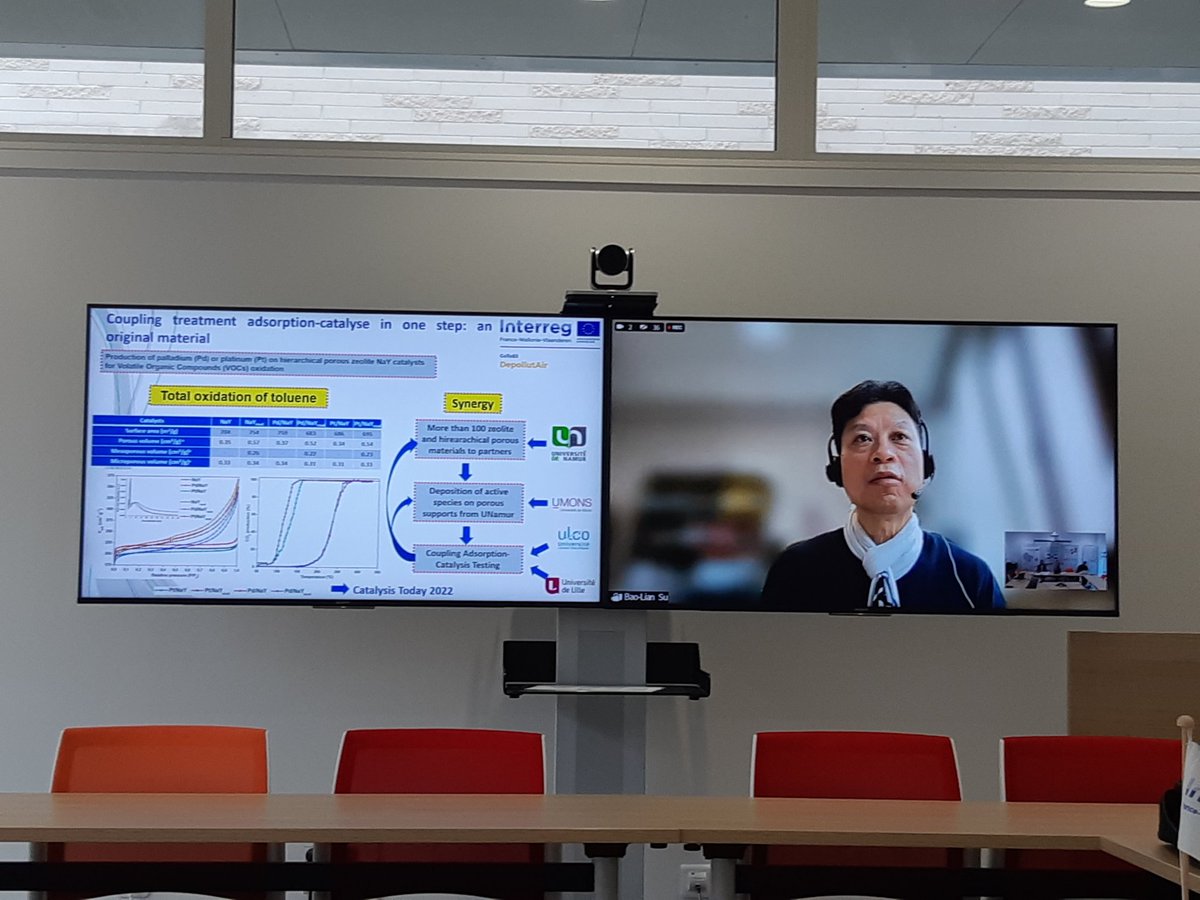 interreg_gotoS3's tweet image. Le professeur Bao-Lian Su de l&apos;@UNamur présente les résultats du projet #Interreg #Depollutair pour les couplages adsorption-catalyse et adsorption-photocatalyse. Une belle collaboration avec les partenaires @ULCO_Univ @univ_lille et @umons
