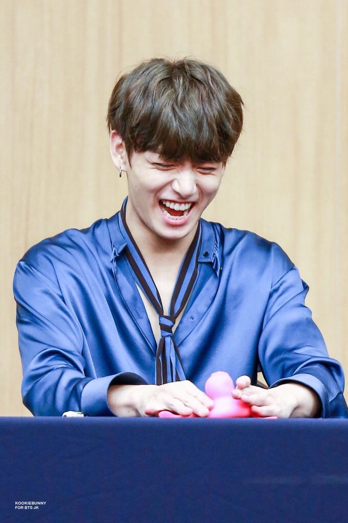 kookieStanner's tweet photo. #JK #JungKooK #JUNGKOOKIE
#KOOKIE #jeonjungkook #BTSJUNGKOOK #BTS https://t.co/4cgn0tMa0F
