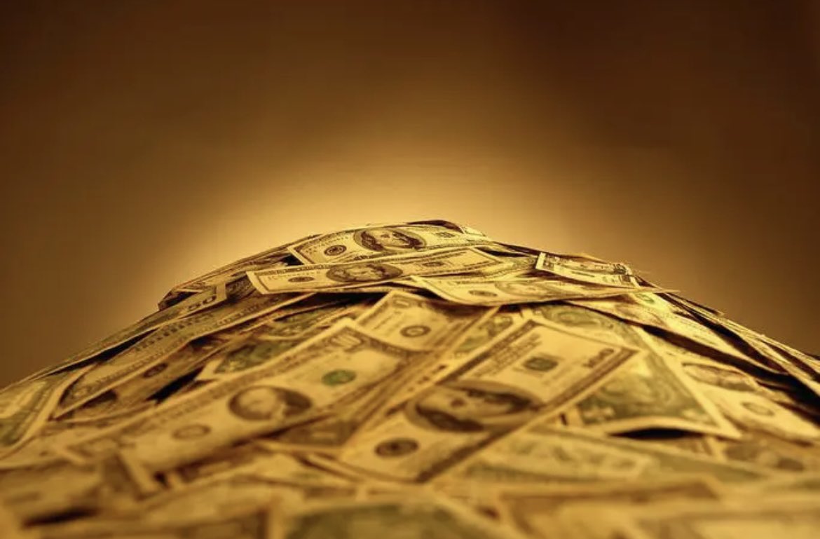 Lemon_blueeee's tweet photo. Subprime loan refers to that the borrower's repayment ability is obviously insufficient, and the borrower cannot fully repay the principal and interest of the loan by relying on its normal operating income.@QUBManagement #QUBMScBloggers https://t.co/t9DdkhsfUf