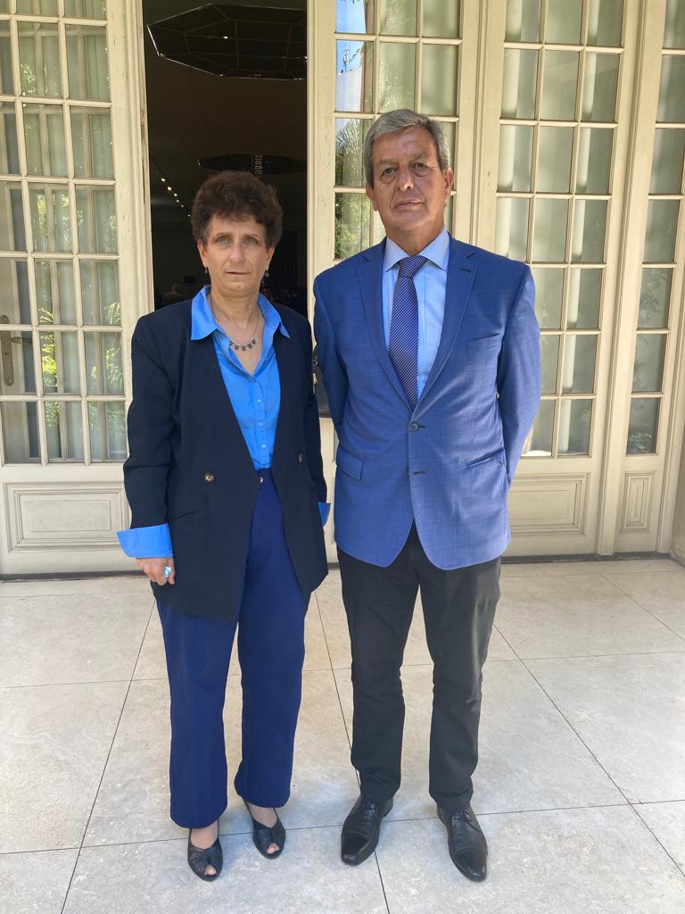 El vicegobernador  <a href="/roberto_gattoni/">Roberto Gattoni</a> fue invitado por el <a href="/centro_anafrank/">Centro Ana Frank América Latina</a> y su titular @ShalomHector a la presentación del proyecto para repensar la “distorsión, negación y banalización del holocausto y otros genocidios”, en @CancilleriaARG y participó la embajadora <a href="/GalitRonen/">Galit Ronen</a>