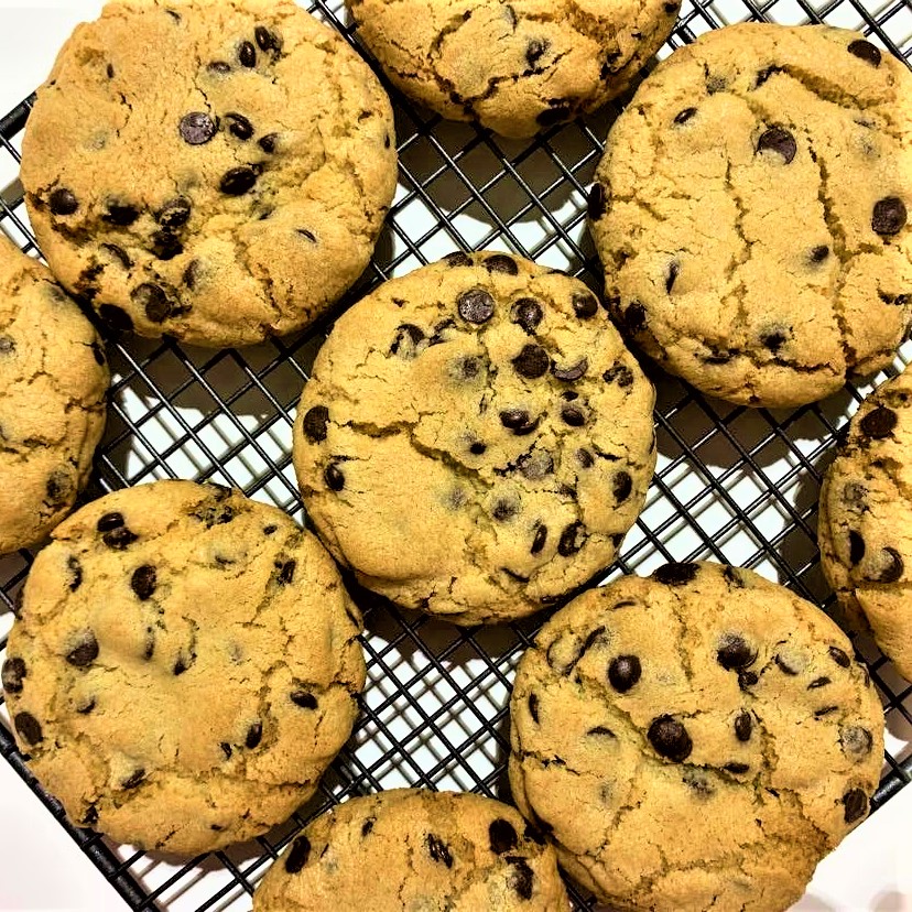 Cookies 👇
#recipedevelopment #testbake #tastetest #toughjob