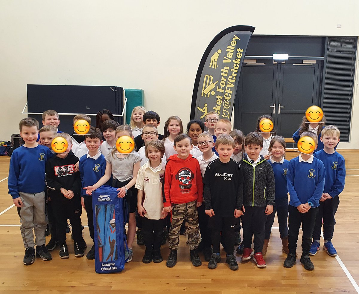MissComrieSTN's tweet photo. Thank you to @CFVCricket for delivering a fantastic taster session to P3. Both classes had a super afternoon and we can't wait to continue playing cricket with the kit you kindly gave us. #stninsport https://t.co/TH0J7sZdwL