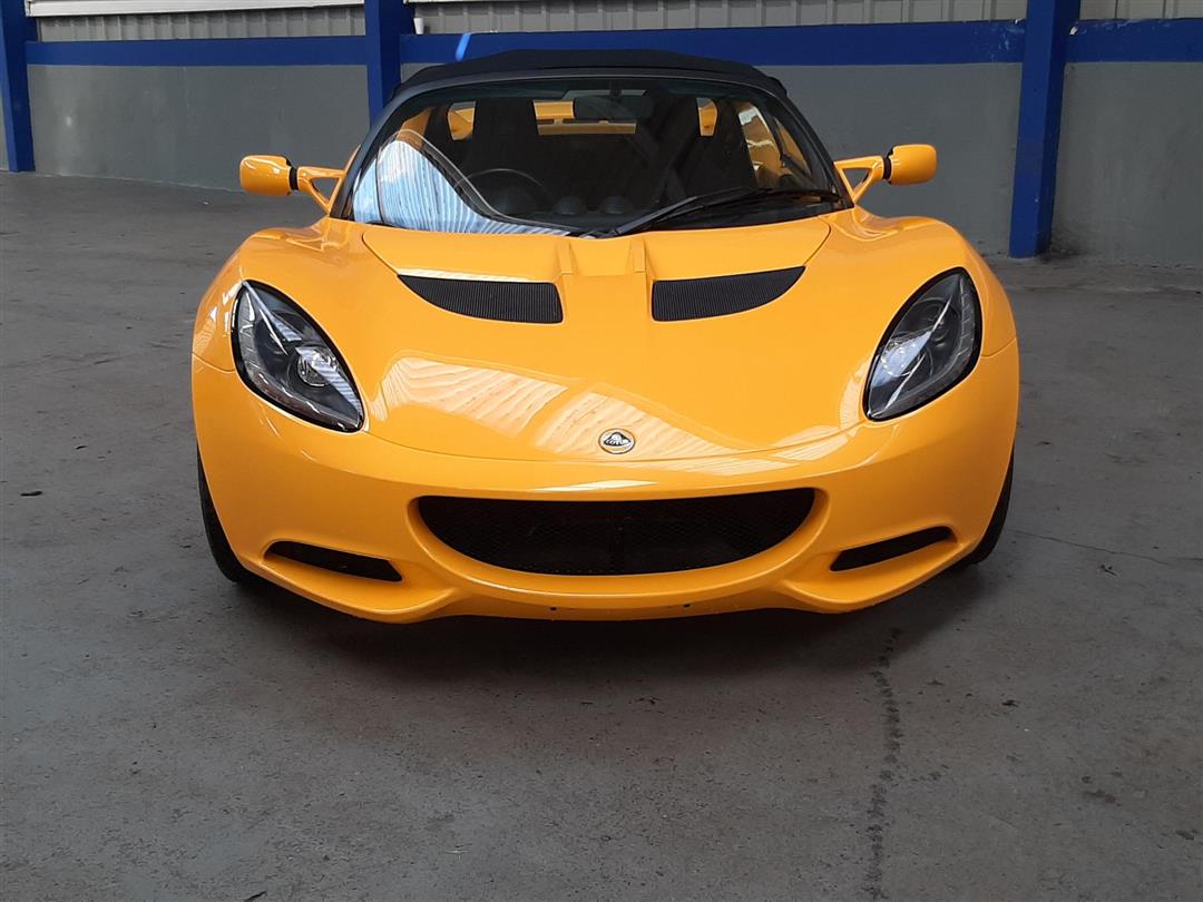 ACAKingsLynn's tweet photo. Coming up in our Classic Car Auction Saturday 2nd & Sunday 3rd April
2013 Lotus Elise 1.8 "S"
View Details:
https://t.co/2DklFmJbQI
#classiccars #classiccar #classicauto #kingslynn #lotus #lotuscars #lotuselise #lotusowners #Elise #lotuselises #classiclotus #lotusclassic https://t.co/DWmLWgvFSs