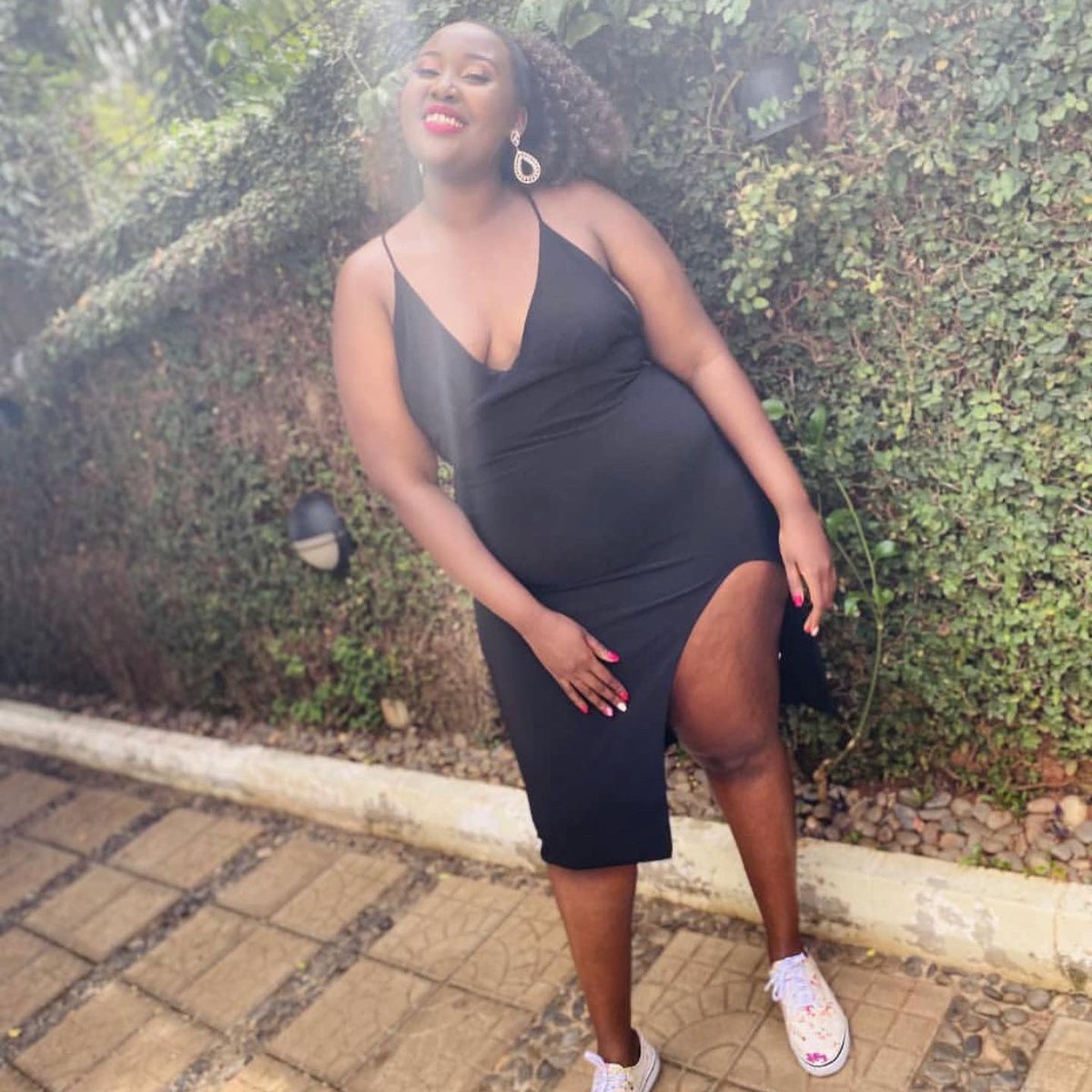 pffest's tweet photo. #TheFigureBombShell of the day; @mick_kashe
A content creator and musician @valarheey
We see you girl 💕
.
.
#wcw #pffest #pffest2022 #plussizebeauty #plussizefashion #plussizemodel #plussizewomen #womenwholead https://t.co/XFw23QU2W0