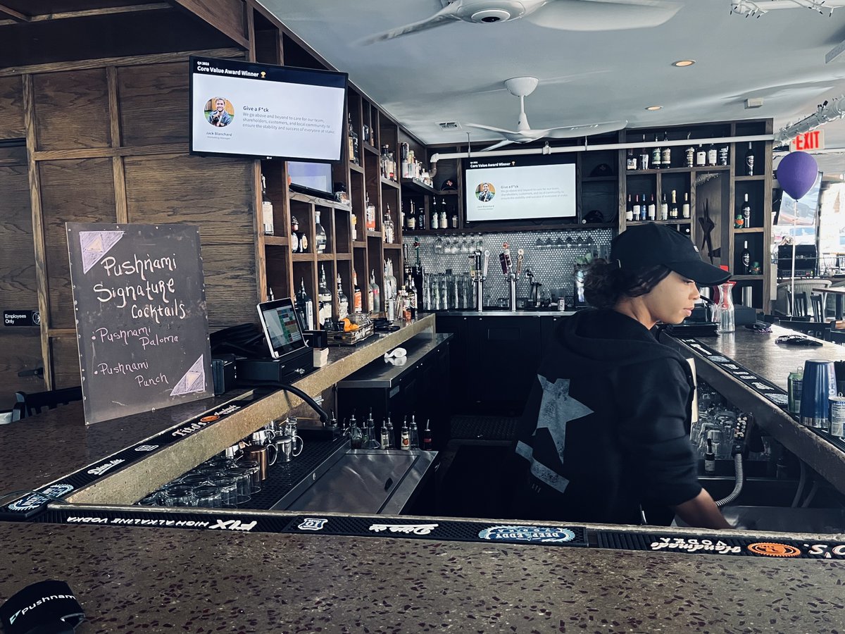 pushnami's tweet photo. SXSW 2022!
#sxsw #austintx #SXSW2022 https://t.co/3R2JibZpyb