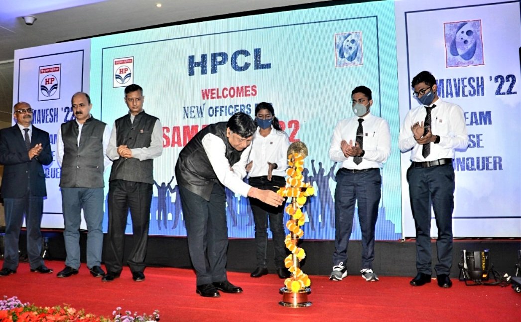 HPCL's tweet photo. There is no substitute to learning and we need to be a perpetual learner, if we want to succeed in life &amp; career~Dr. Pushp Kumar Joshi, Director-HR, HPCL during inaugural address to #Samavesh'22 Batch II #DeliveringHappiness
#HPHaiJahanBharosaHaiWahan
@HardeepSPuri @Rameswar_Teli https://t.co/2cvRIfsxSF