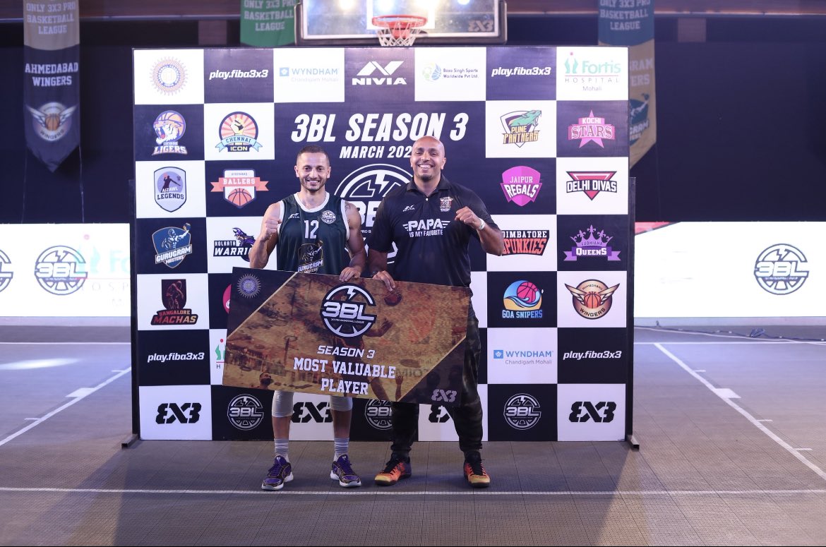 <a href="/InderbirGill12/">Inderbir Singh Gill</a> masterclass powers #GurugramMasters to their 4️⃣th championship title of <a href="/3X3BL/">3BL</a> season 3, defeating #GoaSnipers 2️⃣1️⃣-1️⃣5️⃣in the final! ⚡🎉