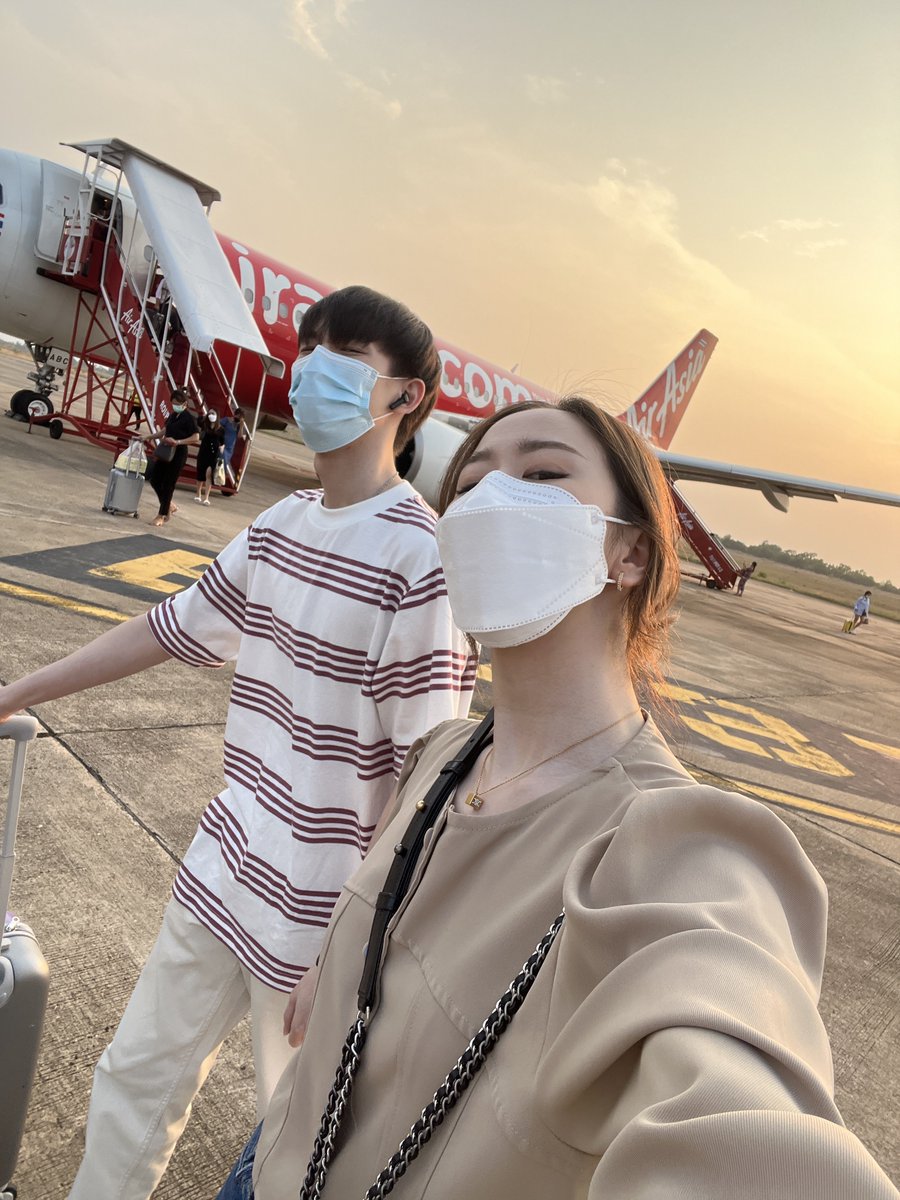 ความจะมาหาพี่แต่กลัวโดนด่าว่าไม่ตั้งใจแต่งตัว มันส่งมาให้เลือกให้อีกแล้ววว น้องกุนิมันน 🤦🏻‍♀️ 5555555555555