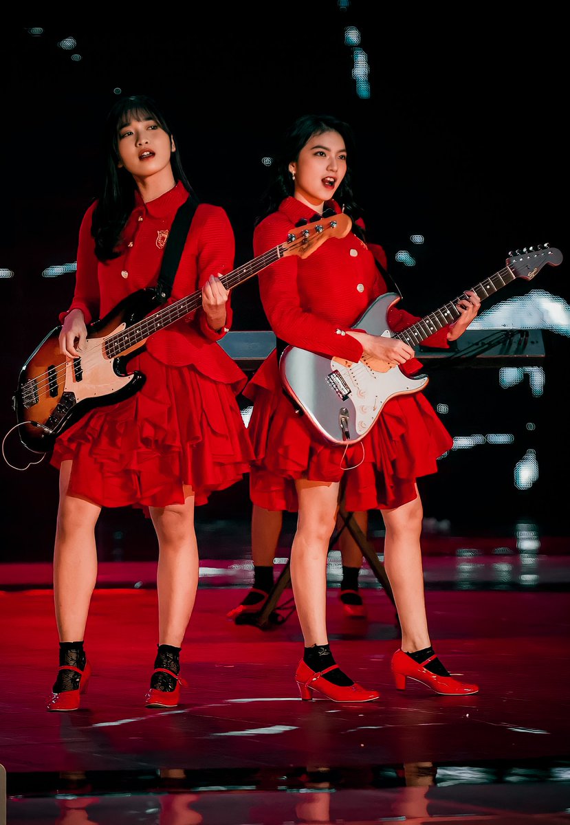 bragistacrosser's tweet photo. Red 🔥😼 @C_OnielJKT48 https://t.co/bQKlxadTnp