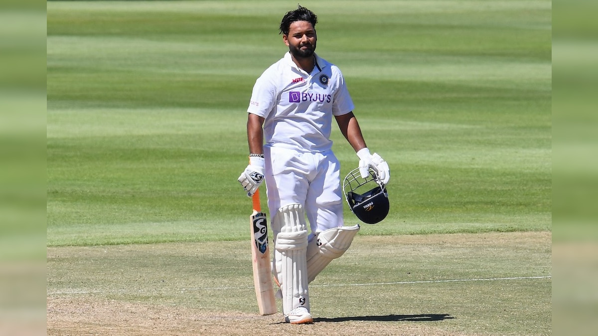 Arhatrao's tweet photo. @ab_shehzad29 @Cricketracker In your dream rizwan is best wk batter at present. This guy rishabh pant is best wk batter at present in the world. https://t.co/JdyNgXWgSw