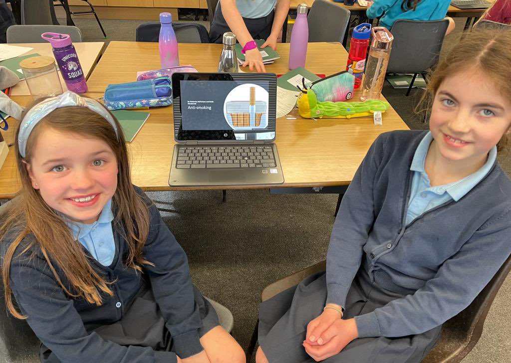 OLM_Primary's tweet image. P5B making informative presentations about the importance of healthy lungs 🫁 #OLMSTEM #ERCSTEM