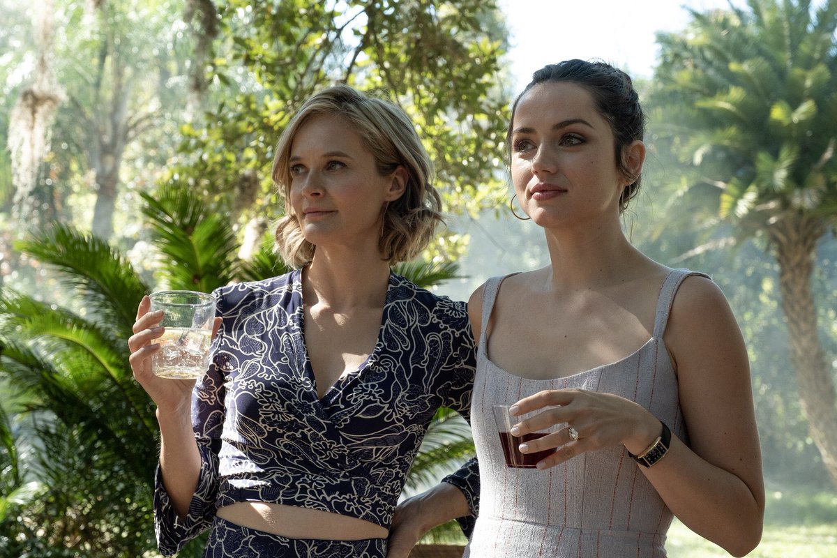 ¡SOLO 2 DIAS MAS! 👀

Nuevos stills de Ana de Armas como Melinda en #DeepWater