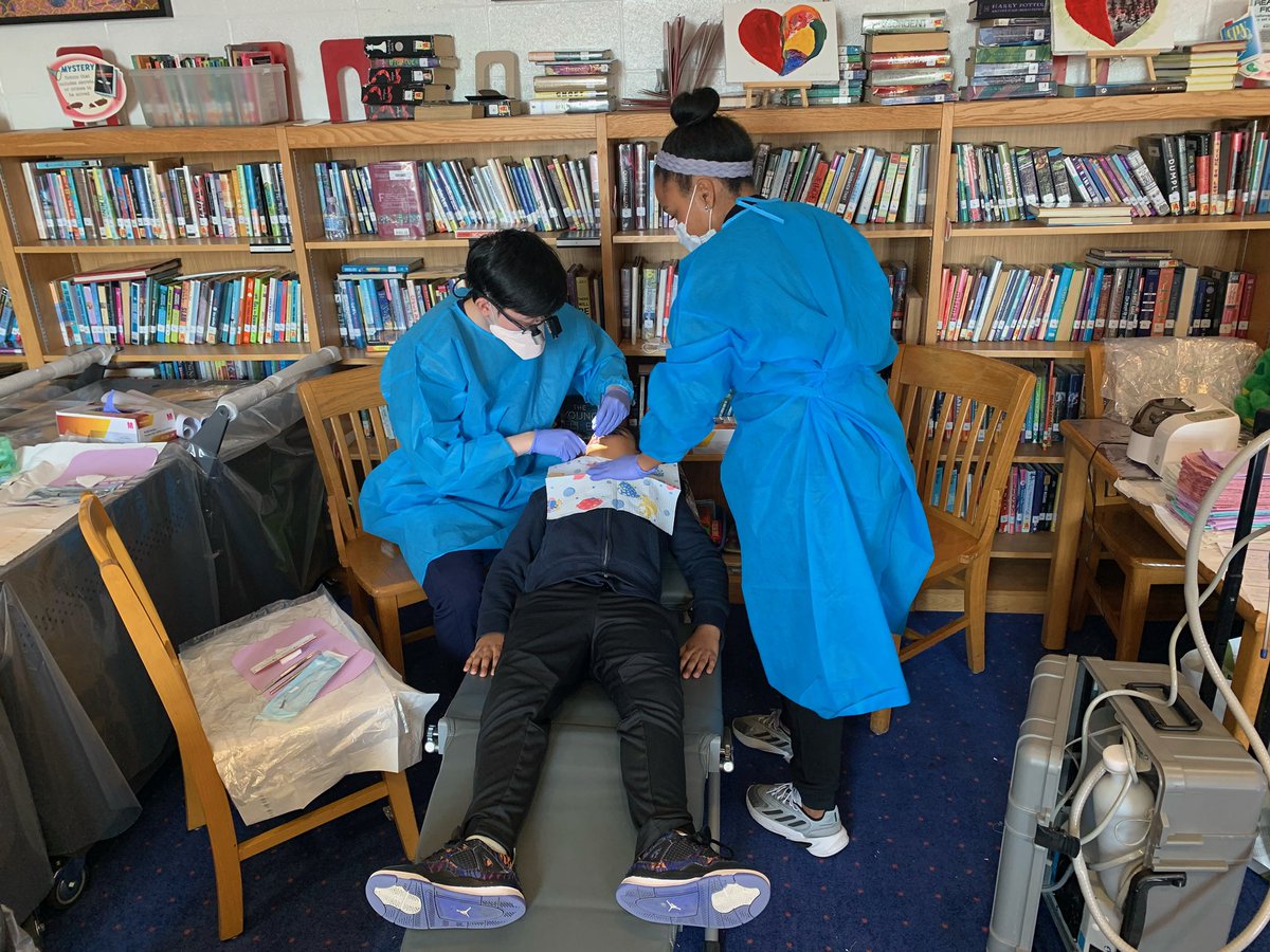 The Mission continues!  St. Barnabas Hospital Health System visits PS 291 #day2 #healthcare #dentalcare #dentalhealth #bronxpride #sisepuede @CSD10Bronx