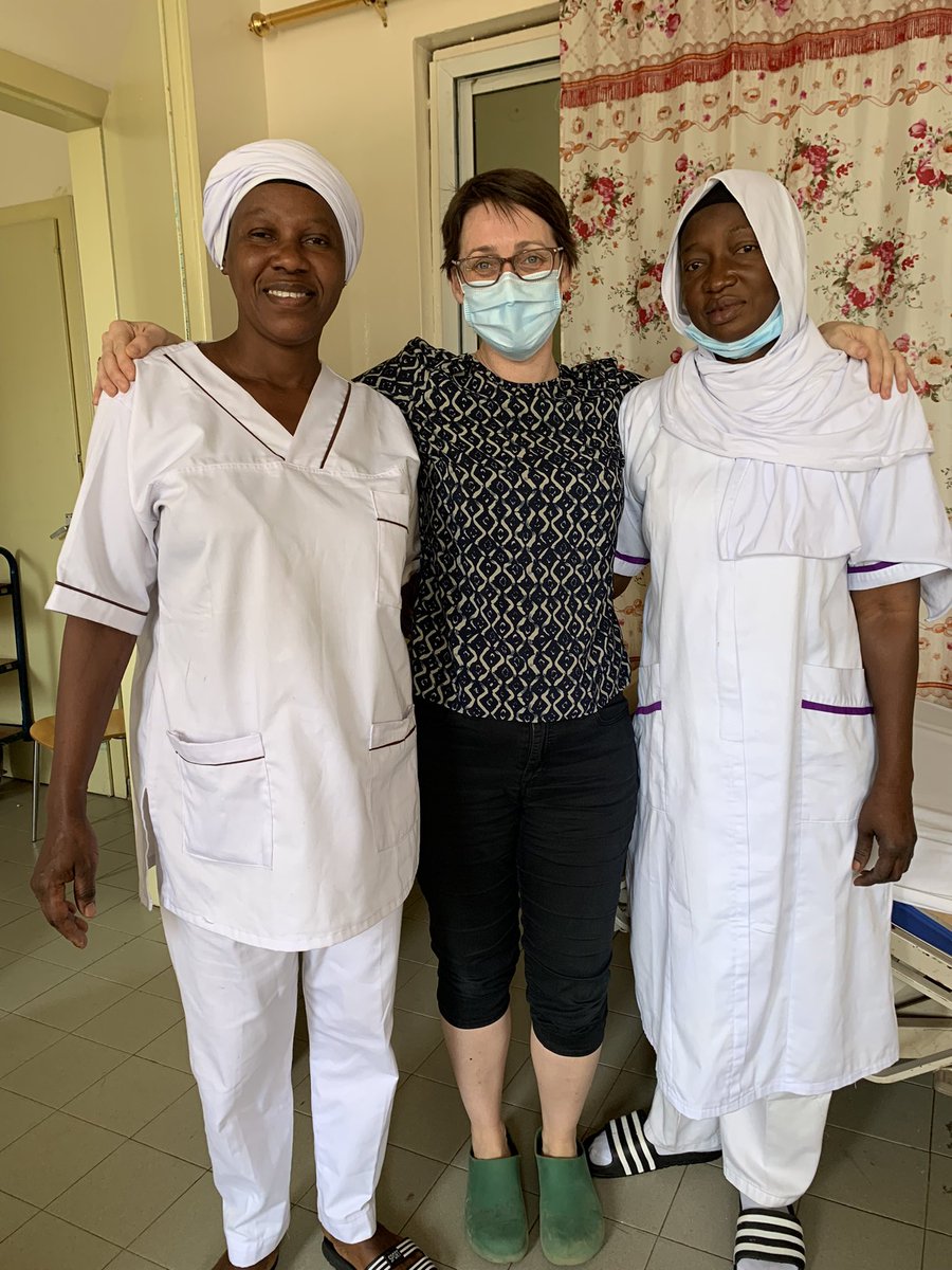 Drhelbro's tweet photo. Took time out of #WBGHR meeting to visit #EFSTH, site trial for #eKMC trial. So wonderful to see #KMC still going with same fab nurses & hospital commitment with new NICU & #KMC unit planned 👏👏👏 @joylawn @OfPaediatric @gai_abdou @mrcunitgambia @MohGambia https://t.co/HJQCPh8aI0