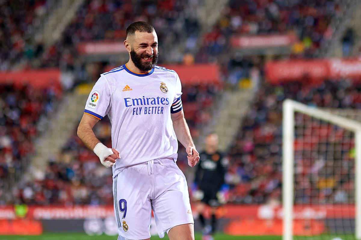 carrusel's tweet photo. 🚨 ÚLTIMA HORA | @ferland_mendy sufre una lesión muscular y está descartado para el Clásico

❓ Las pruebas de @Benzema se posponen al viernes. Tiene ligeras molestias. No está descartado

✅ Rodrygo ha entrenado junto al resto de sus compañeros

🎙️ Informa @javiherraez https://t.co/TbUnBPZ5qx