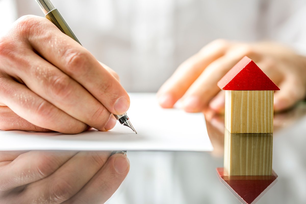 LABMmag's tweet photo. Housing provider, Orbit, has successfully agreed a £22m deal with PA Housing for the transfer of 180 properties within Elmbridge.
https://t.co/htgnxLckf4
@orbitgroup @pa_housing #housing #stocktransfer #housingassociations #housingproviders https://t.co/s3w0SQRP6d