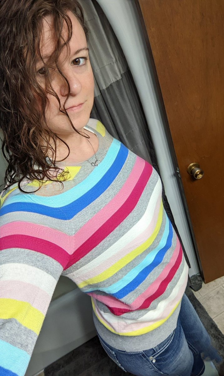 kijekijikokwe's tweet image. What's for breakfast?
Hot stuff, apparently.
#NotAnEgg #TransTaters