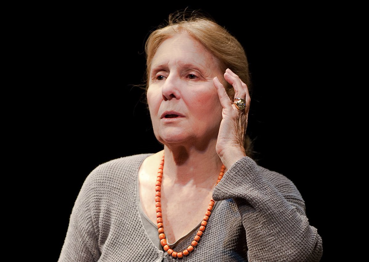 #GiuliaLazzarini torna in #teatro per raccontare la rivoluzione di Franco #Basaglia: #MURI, (testo e regia <a href="/sartirenato/">Renato Sarti</a>), sarà in scena venerdì 25 e domenica 27 marzo. 📷 Emiliano Boga #tdcooperativa #ControVenti #spettacolo #milano #niguarda #leggebasaglia