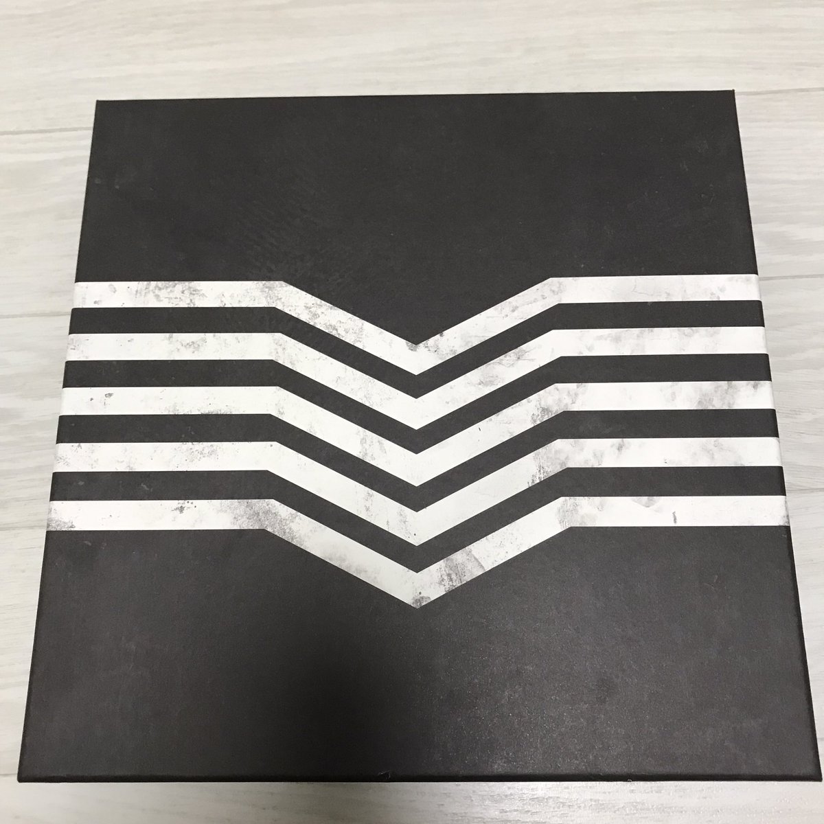 postvip06's tweet photo. ⭐️ 빅뱅 공식 팬클럽 VIP 5기 키트

일괄 5,000원 (택배비 별도)

구성: 노트 메시지카드 면마스크 투명원형스티커 정방형포스터

빅뱅 지드래곤 지디 권지용 지용 탑 최승현 태양 동영배 영배 강대성 대성 승리 굿즈 거래 양도 bigbang gd gdragon top taeyang daesung seungri VI photocard https://t.co/VXKZEnRaC2