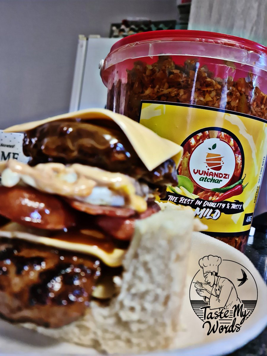 TasteMYWords1's tweet photo. Lunch nyana??? 😁🤔

Based in Pretoria East, La Montagne

Delivery fee:
R40 (Mamelodi, Eersterust, Equestria, Silverton) 
R70(Hatfield, Arcadia, Sunnyside, Central)
R100(Pretoria North, West, Centurion)

Order details WhatsApp:073 034 8695

#DJSBU https://t.co/9hA27Mehzf