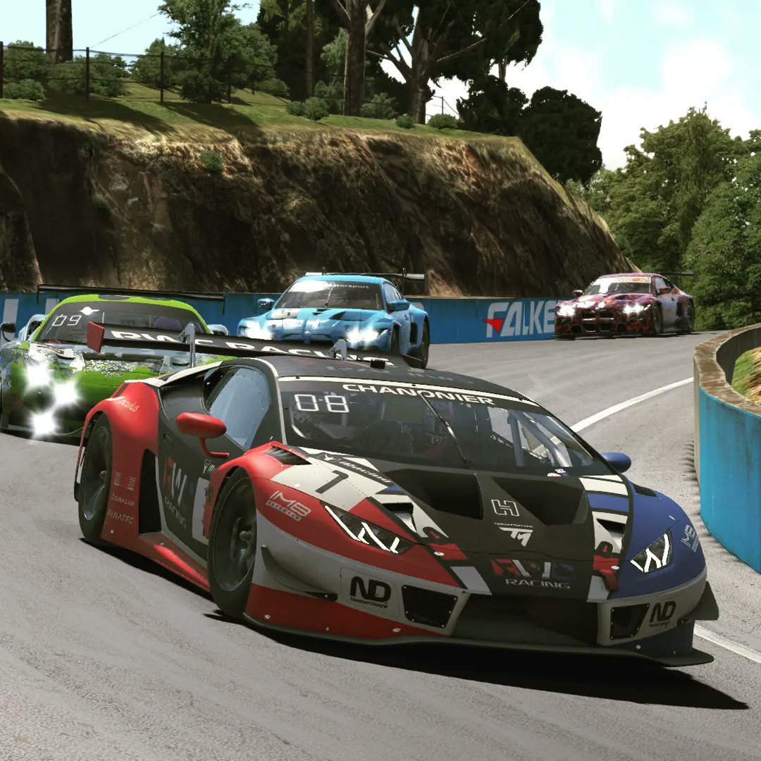 ChrisNeedhamAS's tweet photo. Throwback to our RWC004 livery. Some great memories in these machines. #rwcracing @rwcracing https://t.co/4ogwov6iVt
