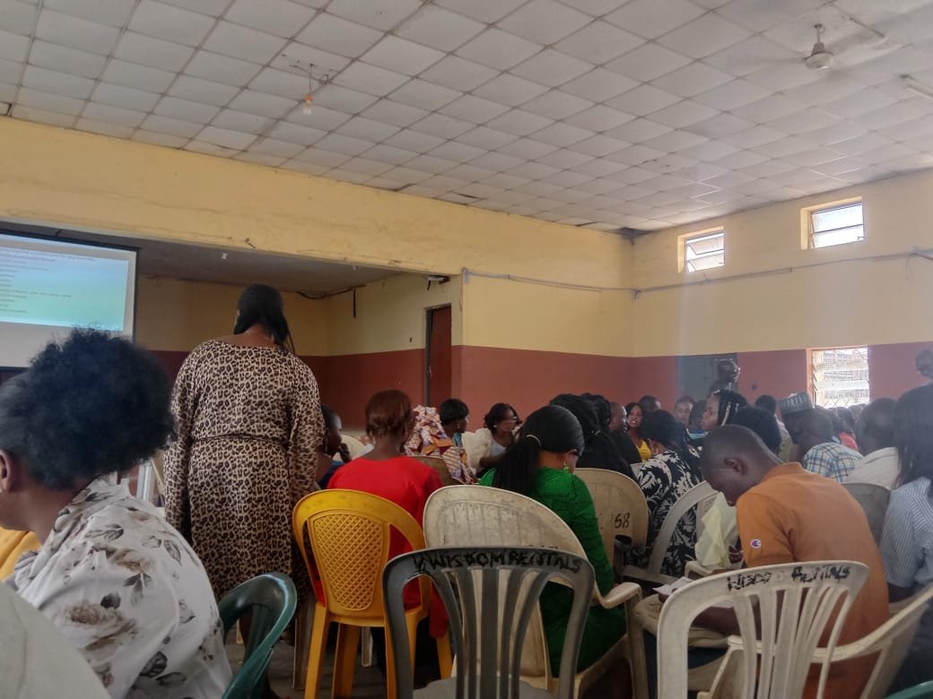 sylviaijoho's tweet photo. At Azi Yako youth Centre for Nexit business training Jos, Plateau State. @FMHDSD  @cenbank @npower_ng https://t.co/sLzKht9yxD
