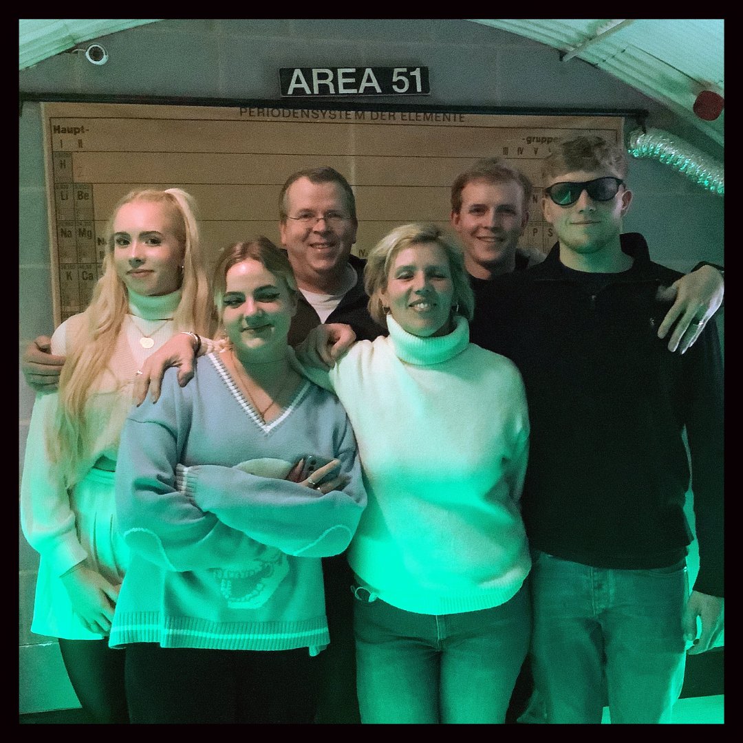 WindsorEscape's tweet photo. This Mother's Day, gift your mum an experience she won't forget! ❣️⁠
Book your experience NOW, as we currently have limited spaces available...⁠

https://t.co/LzeNRjjxNi

.⁠
.⁠
.⁠
#escaperoom #games #puzzle #dowtk #visitwindsor #berkshire # myroyalborough #thingstodo https://t.co/m9LHFaPMrp