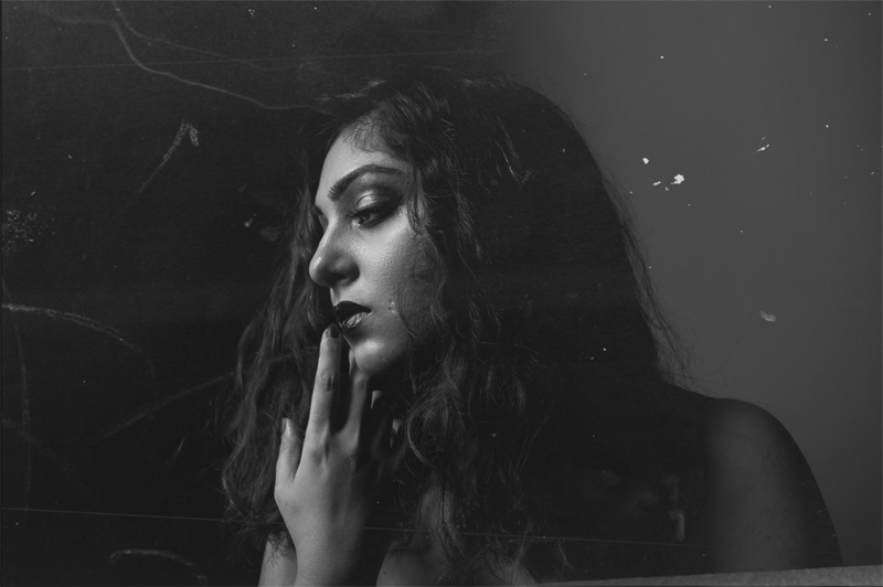 TheDarkRayne's tweet photo. NEW DROP on @opensea 
V Stages of Grief

I shot these self portraits about 5 years ago when I moved out to live alone for the first time. Growing up around control, lack of boundaries &amp; codependency, this was 1 of the hardest thing I ever had to do.

https://t.co/erp5GcRugH

🧵1 https://t.co/YpnZqAatqC