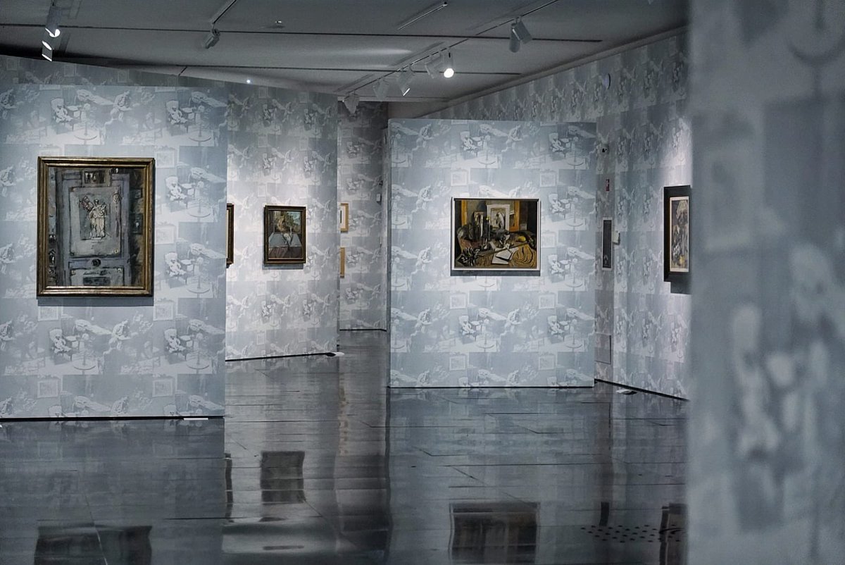 DarioNardella's tweet photo. Il @MuseoNovecento inaugura un trittico di mostre di arte moderna e contemporanea. Dal primo 900 ad oggi, da #FilippoDePisis a #GiulioPaolini fino al più giovane #LucaVitone. Tre mostre e tre artisti di generazioni diverse, un grande palinsesto di quadri, opere e installazioni. https://t.co/lLleP1ssFZ