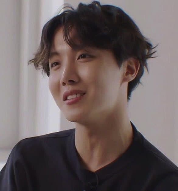 StannerHobi's tweet photo. #JHOPE #junghoseok #hobi #art #HOSEOK #sunshine #btsjhope #BTS https://t.co/sfJeXJiBto