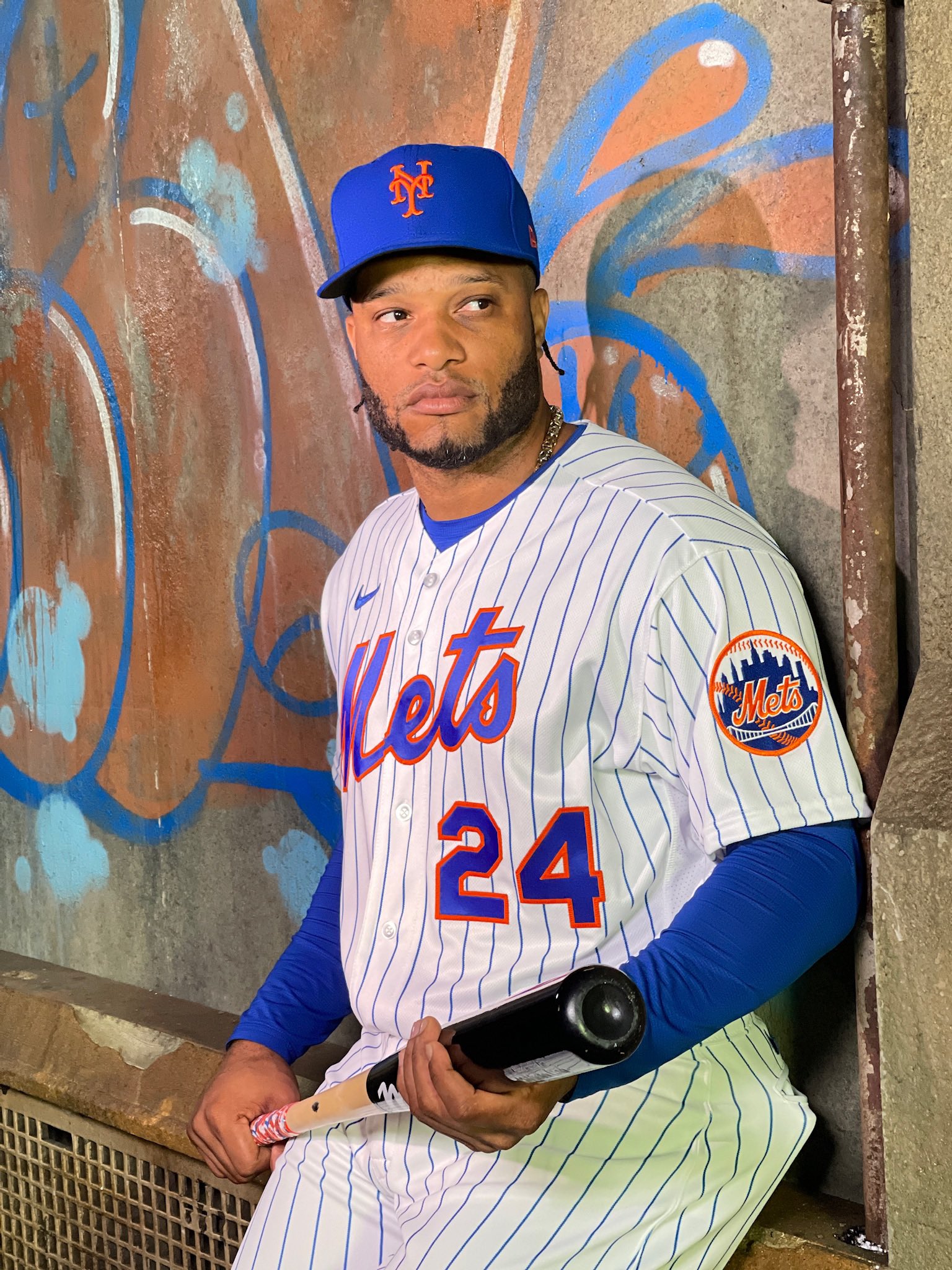 New York Mets on X: 👀 #NewProfilePic / X