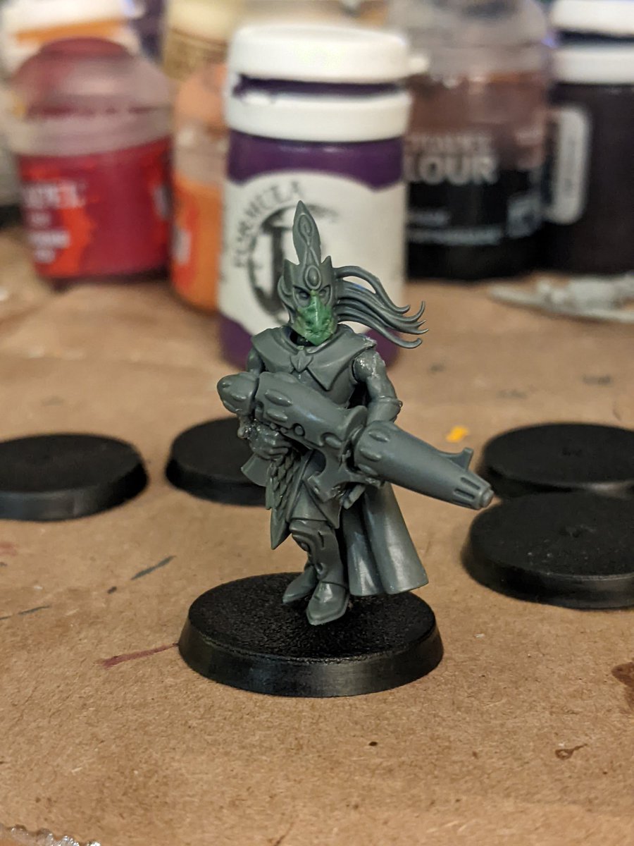 Chaosform1's tweet photo. Did some chopping and put together this Exodite Fire Dragon. Love the Exodite style and I want to do some more going forward! What do you all think? 😁 #WarhammerCommunity #warhamfam #warhammer40k #WIP #kitbash #ProjectPotential #Exodites https://t.co/UepvOx8o7G