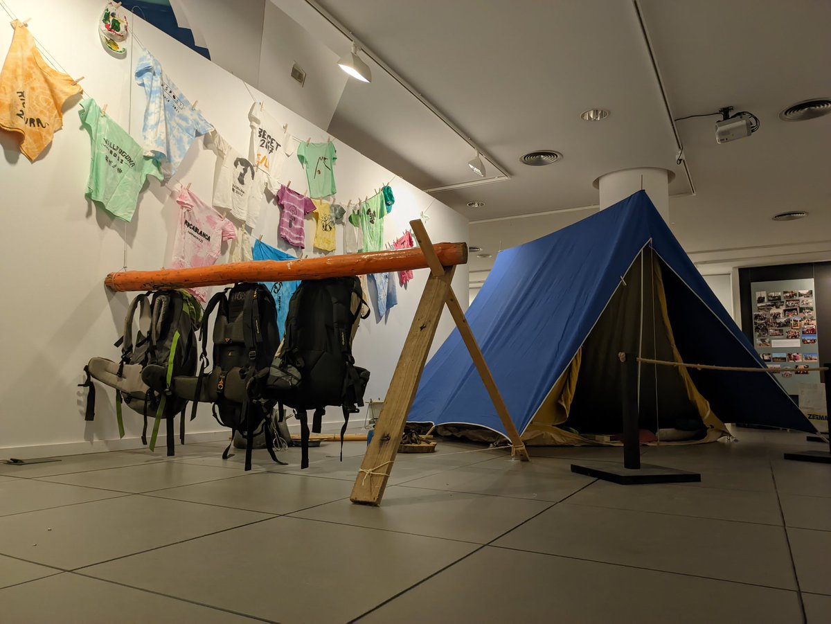 👉 Demà dijous inaugurem a l'Ateneu LES NOSTRES ARRELS, l'exposició commemorativa dels 40 anys de l'Agrupament Escolta Arrels de Mataró, que es podrà visitar fins al 24 d'abril.