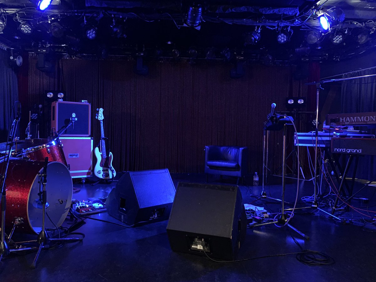 gonchan1506's tweet photo. EOR、めちゃくちゃカッコ良かった。
演奏ヤバすぎです!!
ライブまた見たい!!!
#EntityofRude https://t.co/ZGNZvPLpgH