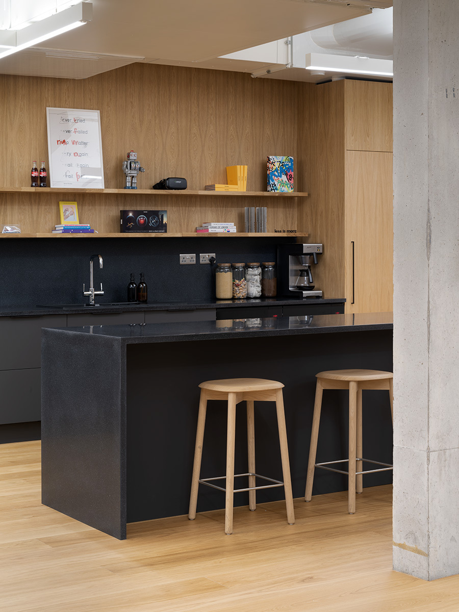invis_group's tweet photo. Looking for an environmentally-friendly #refurbishment solution for your office?

Durat, a recycled solid surface material, is made from up to 50% recycled plastic set in resin and is 100% #recyclable. 

Get in touch with us for more information: https://t.co/ysa9W9Zg9a

#Recycle https://t.co/tOnBDjgIOq