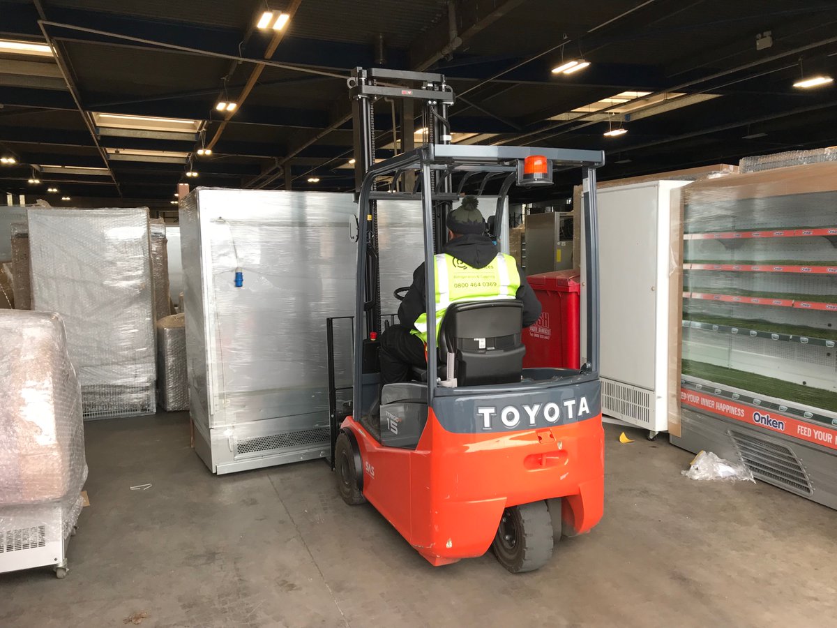 CRS_Refrig's tweet photo. Great to be on the road again this week! Busy with deliveries to @nrbmanchester &amp; #bookertradeshow @doncaster. So wonderful to be out at live-in person events again!  Best of luck to all today – hope you have a great show day. #nrbmanchester2022 https://t.co/aS3ws3FTiR