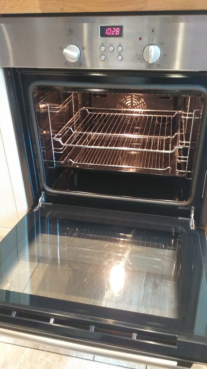 LeeEmmott1's tweet photo. I'VE GOT A FREE SLOT TOMORROW MORNING @9AM FOR A SINGLE OR DOUBLE OVEN CLEAN IN OLDHAM/ ROCHDALE AREA.
Msg me on 07943 537810 if your interested 

Lee. https://t.co/PDwgaQupwl