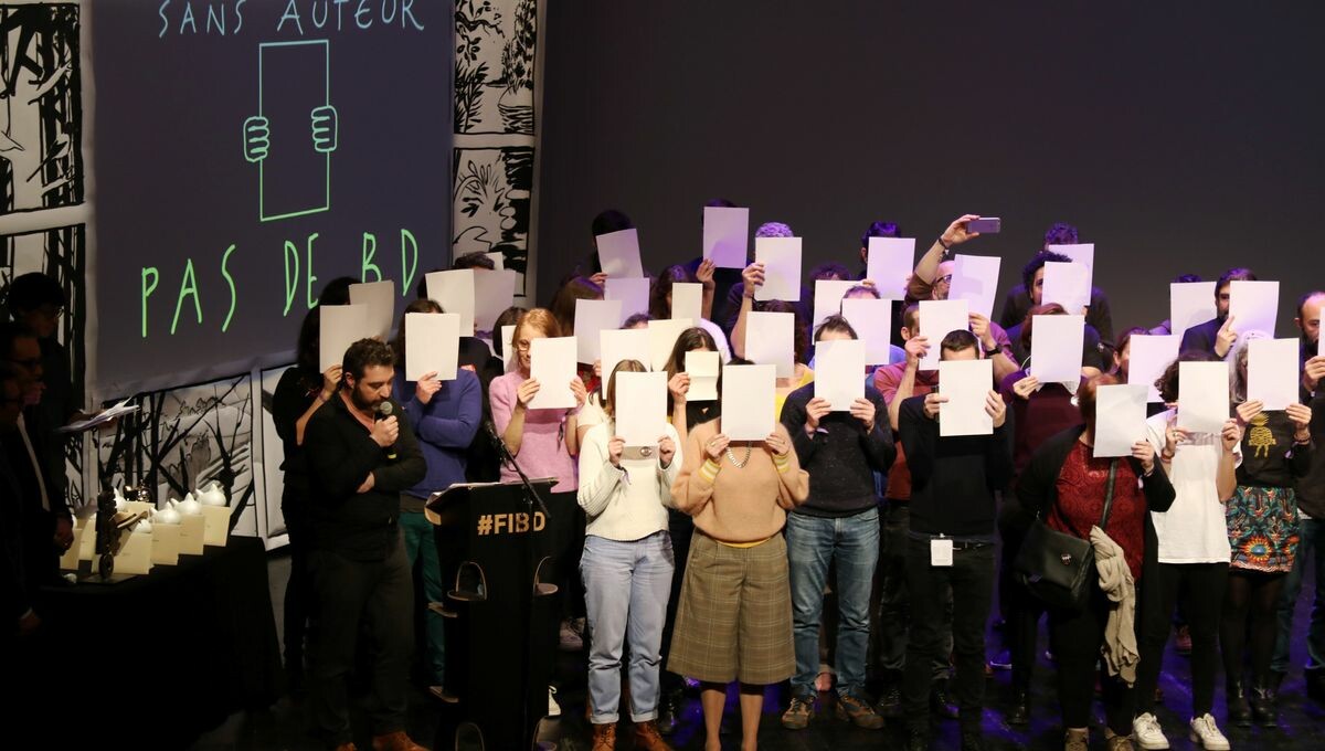 franceinter's tweet photo. "La BD va mieux, mais les auteurs sont de plus en plus fragiles !"

Alors que démarre demain le Festival d'Angoulême, écoutez la carte blanche de Benoît Peeters dans #Boomerang ➡️ https://t.co/dQfA4TBtvm
#FIBD2022 https://t.co/5ezPYl6jWf
