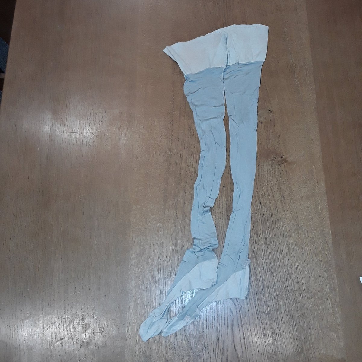 ArmittMuseum's tweet image. Time for March's #ObjectsoftheMonth! Here's some examples of #langdalelace &amp;amp; #historicalfabric including some found in Ann Tyson's home at Colthouse, Hawkshead, where #williamwordsworth lodged in his school days 🧵🪡✂️