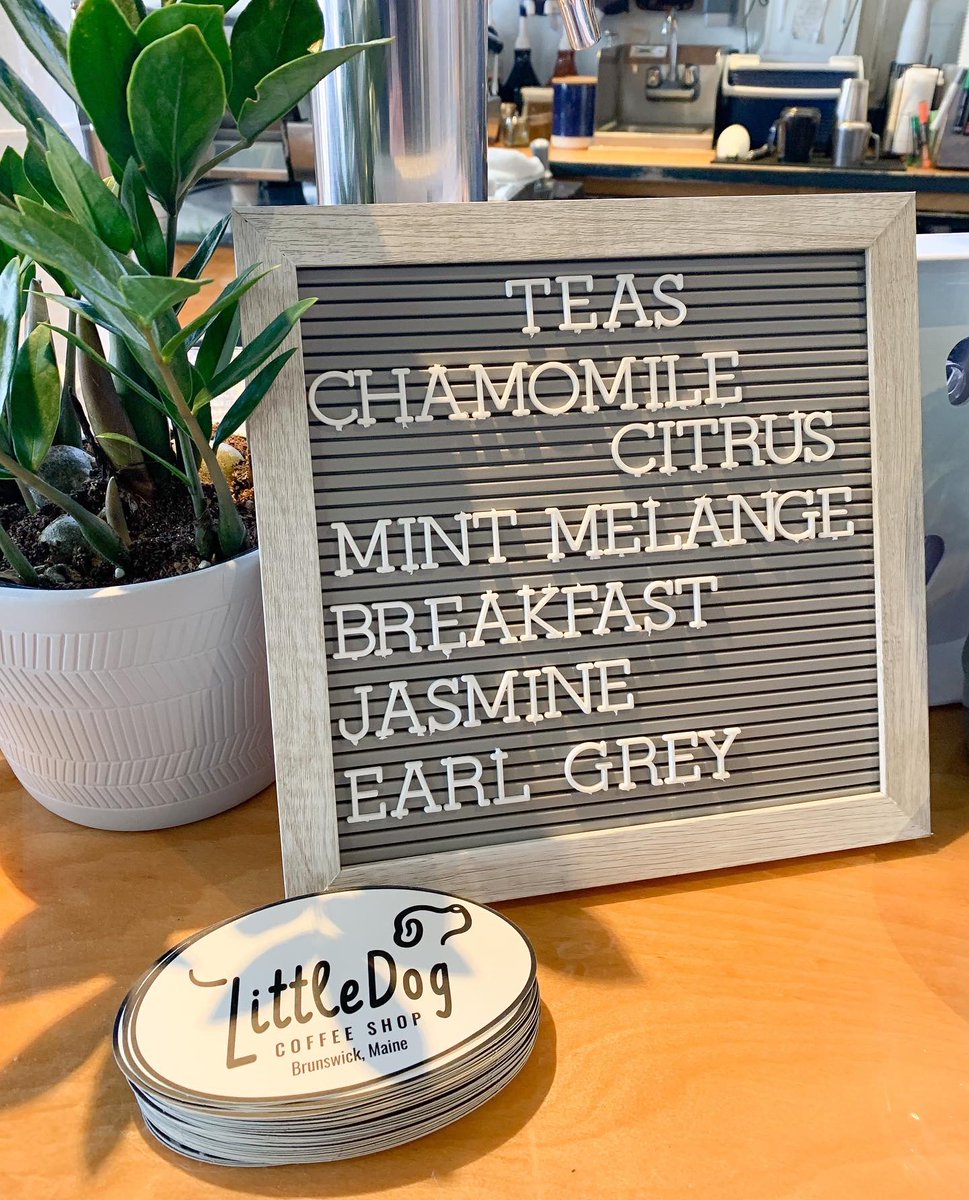 LittleDogCoffee's tweet photo. Come relax with a cup of hot coffee or tea! We have a spot right here for you. 🥰 #brunswickmaine #coffeeshop https://t.co/TKktrXB6Wl