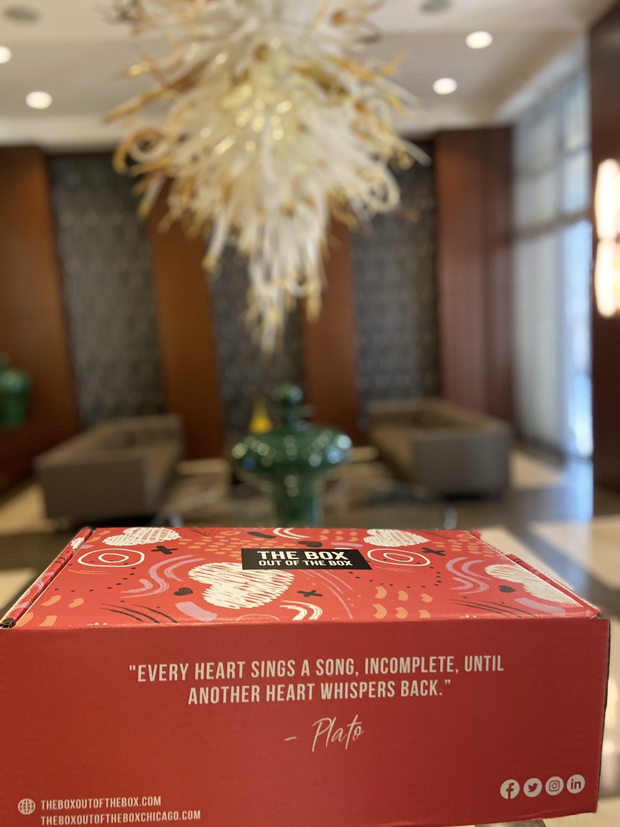 TBoxOutOfTheBox's tweet image. Our gift basket in a box is the perfect present for family, friends, and clients. Let us know how we can help you shine. Birthdays, anniversaries, and special occasions… our gift box is fully customizable. You can pick the design that best fit the occasion. #giftideas #gourmet