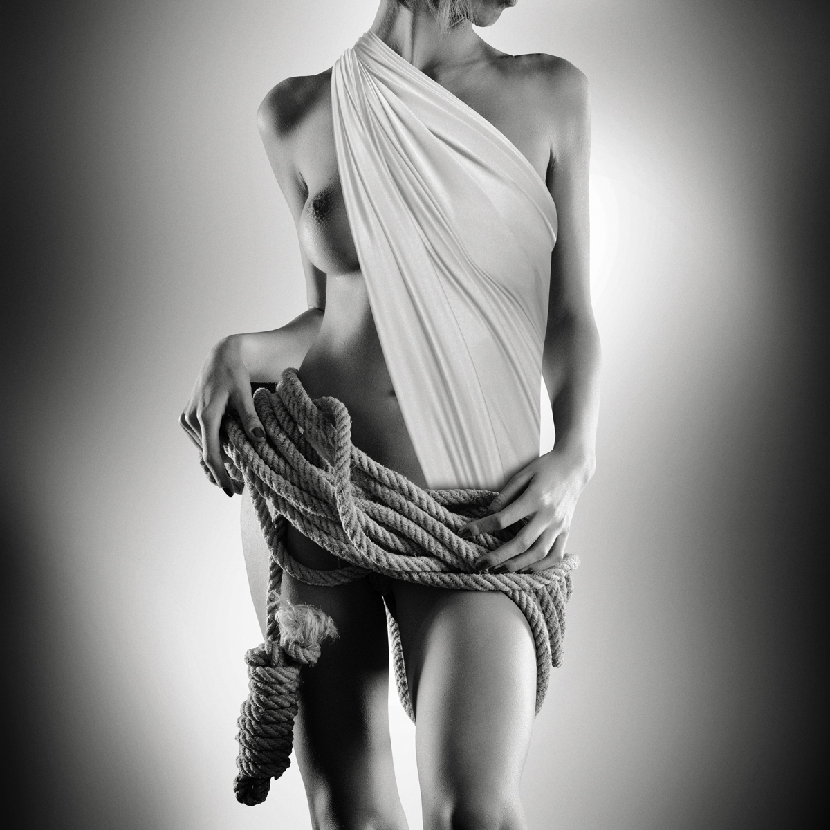 mustafaturgut_f's tweet photo. Newly listed B&W photocollage collection.
A social criticism about #HalfWoman
#NFTCommunity #NFTdrop #nftcollector #OpenSeaNFT @opensea
10 pieces are all 1/1.. 0,25 $eth
https://t.co/MZb8YuvNpi https://t.co/zmxNqTIj9p