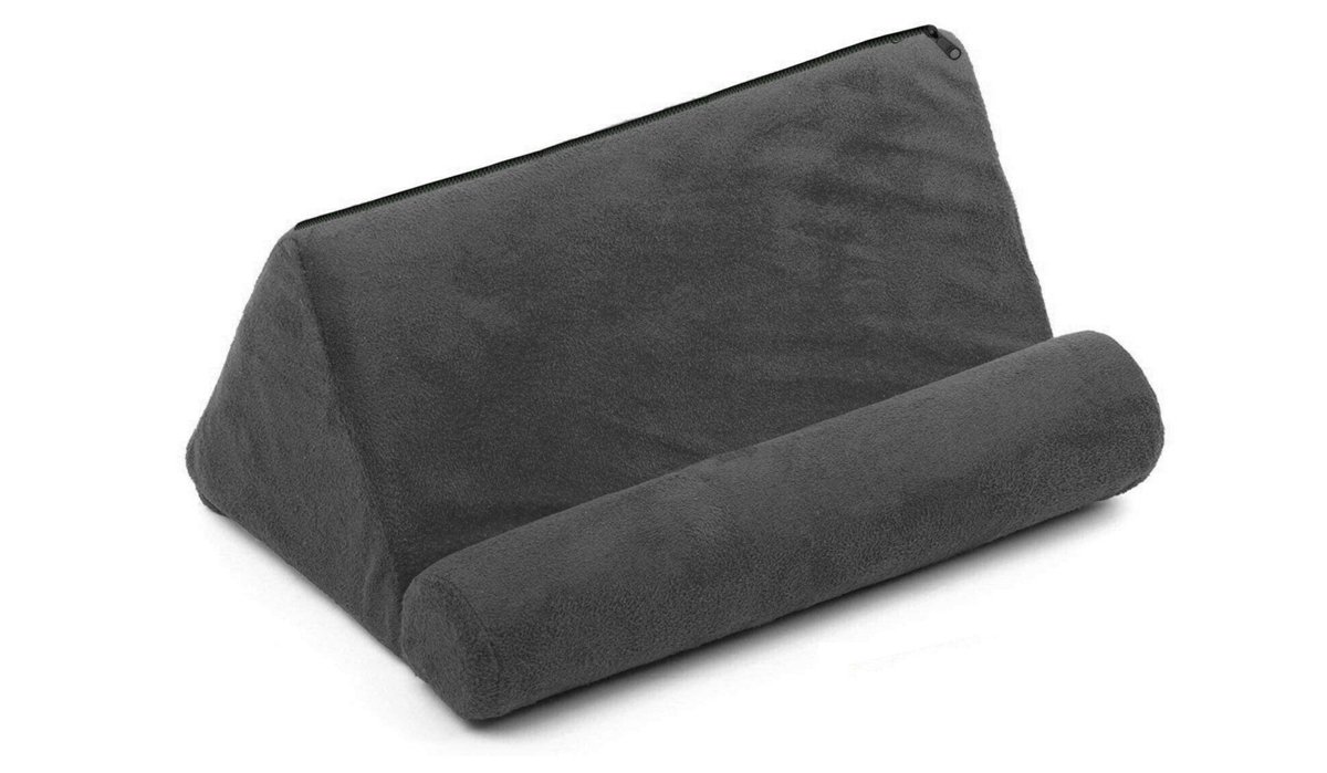 Chimpmart_2016's tweet photo. Looking for a stand to hold your iPad? how about your book? This Cellorizing tablet pillow is compatible with most tablets and books. Also available in color Blue, Red and Black. ❤️
.
Get this in the link below:
https://t.co/QJKZR9JQfS
.
.
#ChatteringChimps #Cellorizing #iPad https://t.co/QKM5LJihkz