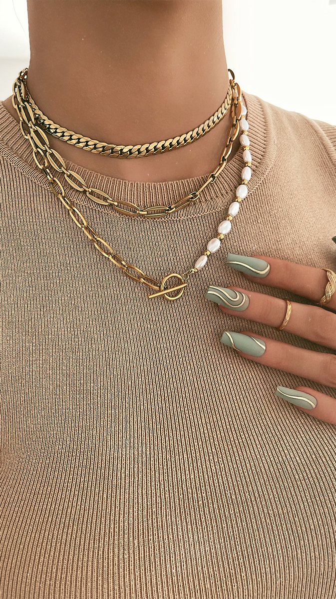 _bohomoon's tweet photo. Have you shopped our £10 sale yet?! All items reduced to £10 for a limited time! https://t.co/hqi7XsWPiR #jewellery #bohomoon https://t.co/R5C5JRroLF