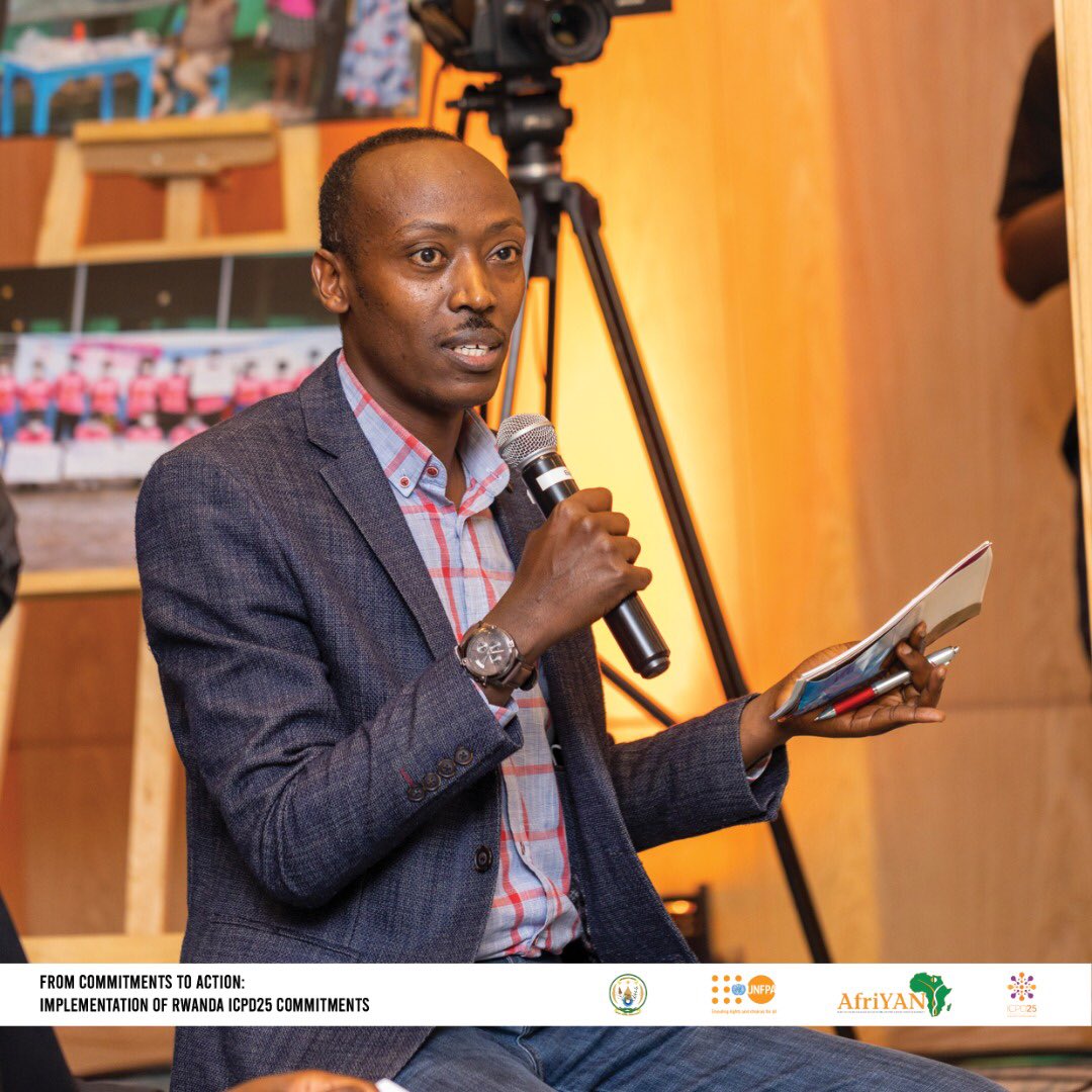 UNFPARwanda's tweet photo. During the discussion 🎤
#ICPD25commintments 🇷🇼
#ICPD25Rw
#fromcommitments2Action https://t.co/thKwNvjhwZ