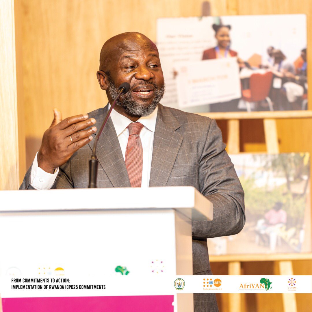 UNFPARwanda's tweet photo. In his closing remarks, @UNFPARwanda Rep. @Kwabena_AN commended @AfriYAN_Rwanda for the consistent effort to involve the youth in the implementation of
#ICPD25commitments🇷🇼 but called for more intentional actions to arrive at targets. #fromCommitments2Action #ICPD25Rw https://t.co/l6aFJkpcnF