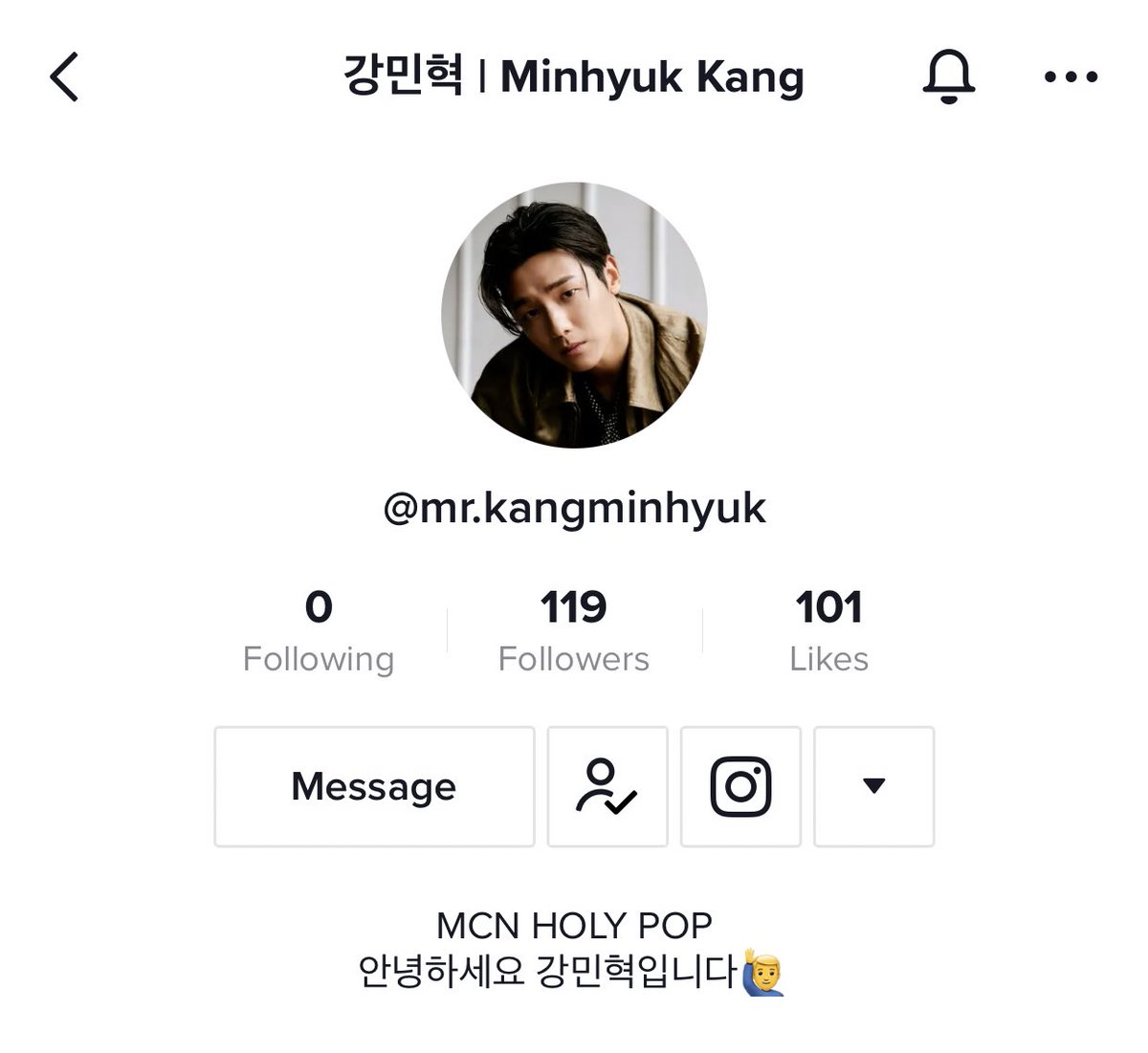 KANG MINHYUK JUST LAUNCHED HIS TIKTOK ACCOUNT AAAAAAAAAAAAA 😭💙

follow him here: vt.tiktok.com/ZSddUqP7x/

#CNBLUE #씨엔블루 
#KANGMINHYUK #강민혁 
#만취민혁 #Hobbybinger